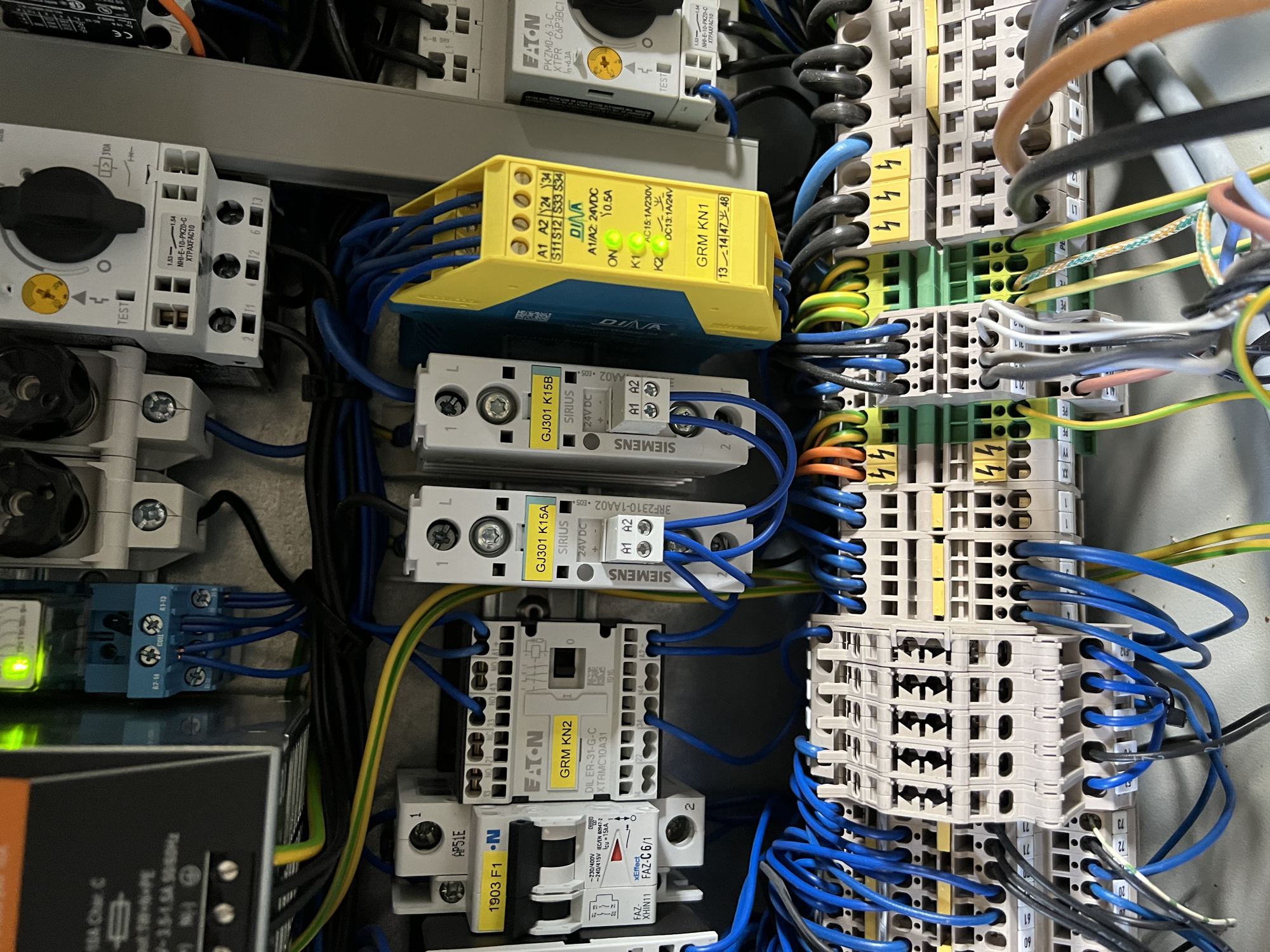 Industrie-Elektroinstallation vom Profi – E-Konzept in Babenhausen: Zuverlässige und effiziente Lösungen für industrielle Anwendungen. Besuchen Sie unsere Website für Details!